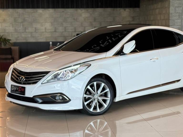 HYUNDAI - AZERA - 2014/2015 - Branca - R$ 97.900,00