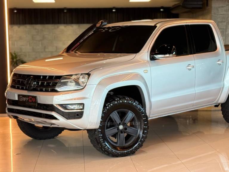 VOLKSWAGEN - AMAROK - 2013/2013 - Prata - R$ 89.900,00