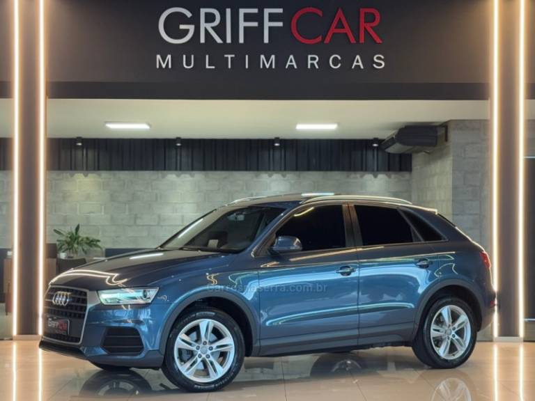 AUDI - Q3 - 2015/2016 - Azul - R$ 99.900,00