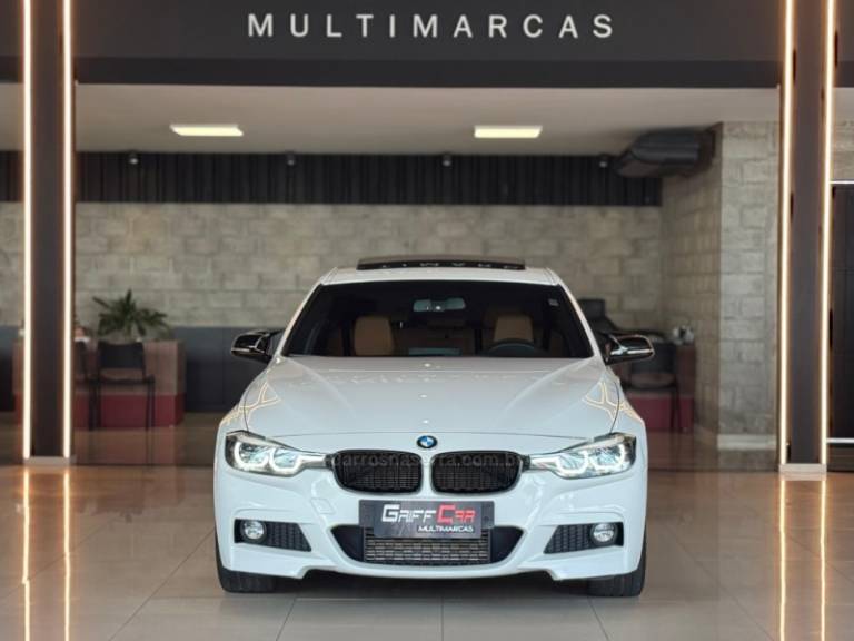 BMW - 328I - 2017/2018 - Branca - R$ 184.900,00