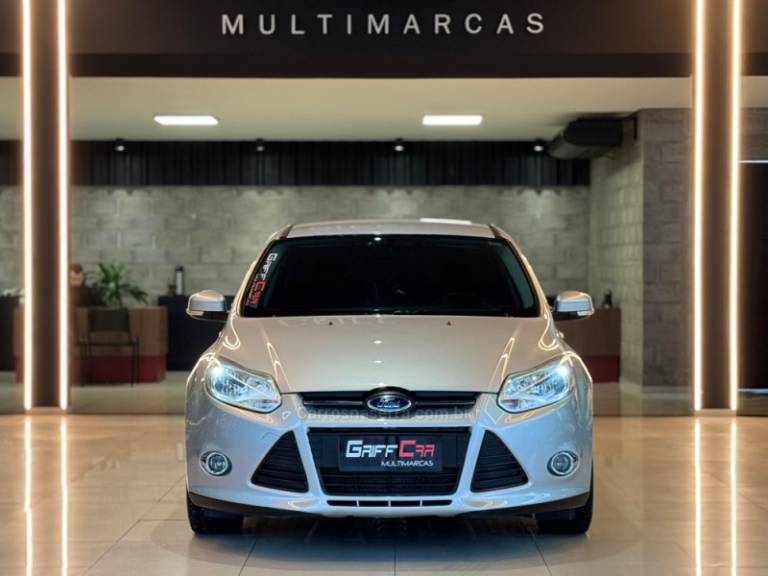 FORD - FOCUS - 2014/2014 - Prata - R$ 54.900,00