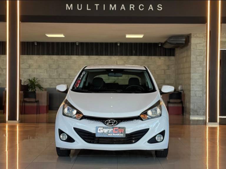 HYUNDAI - HB20 - 2013/2014 - Branca - R$ 44.900,00