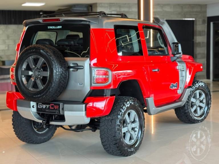 TROLLER - T4 - 2017/2018 - Vermelha - R$ 183.900,00