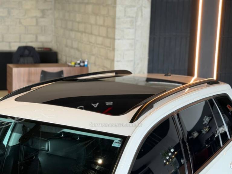 VOLKSWAGEN - GOLF - 2015/2015 - Branca - R$ 82.900,00