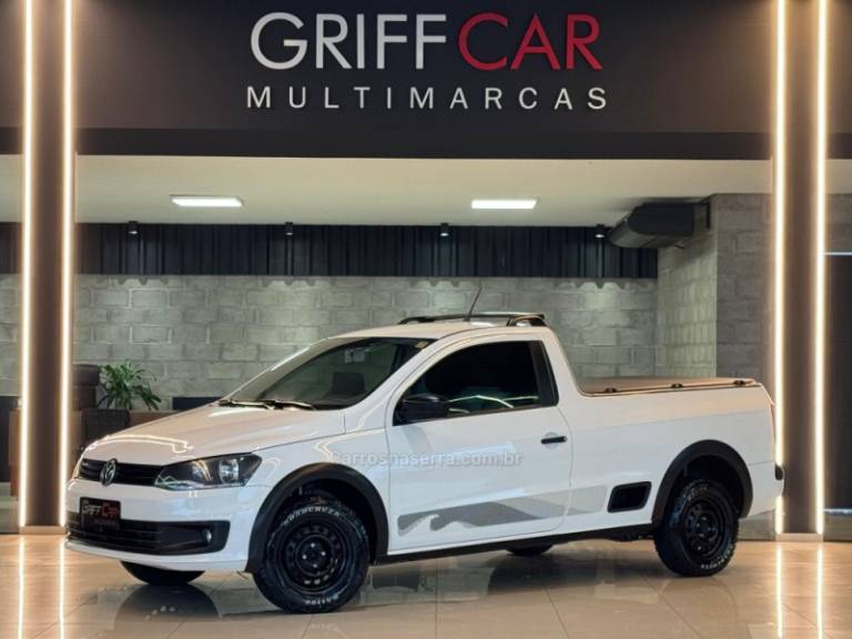 VOLKSWAGEN - SAVEIRO - 2014/2015 - Branca - R$ 52.900,00