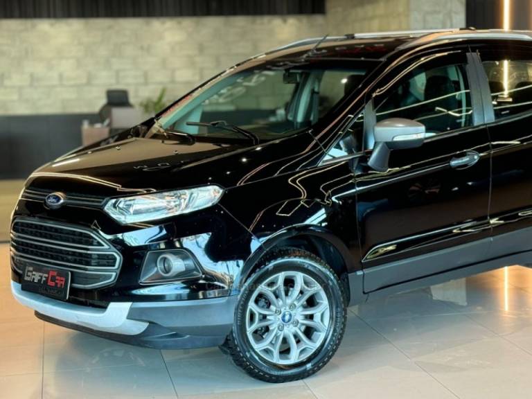 FORD - ECOSPORT - 2012/2013 - Preta - R$ 57.900,00