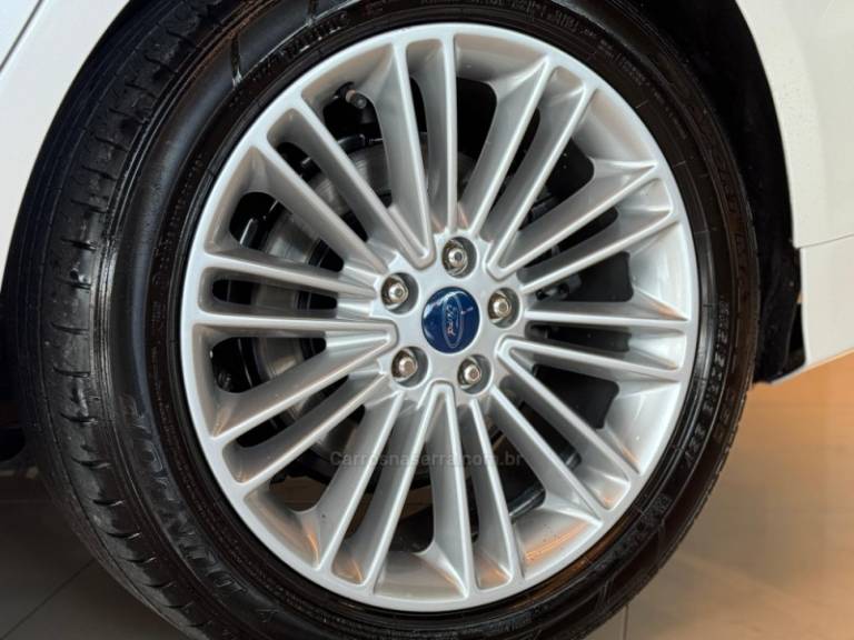 FORD - FUSION - 2013/2014 - Branca - R$ 77.900,00