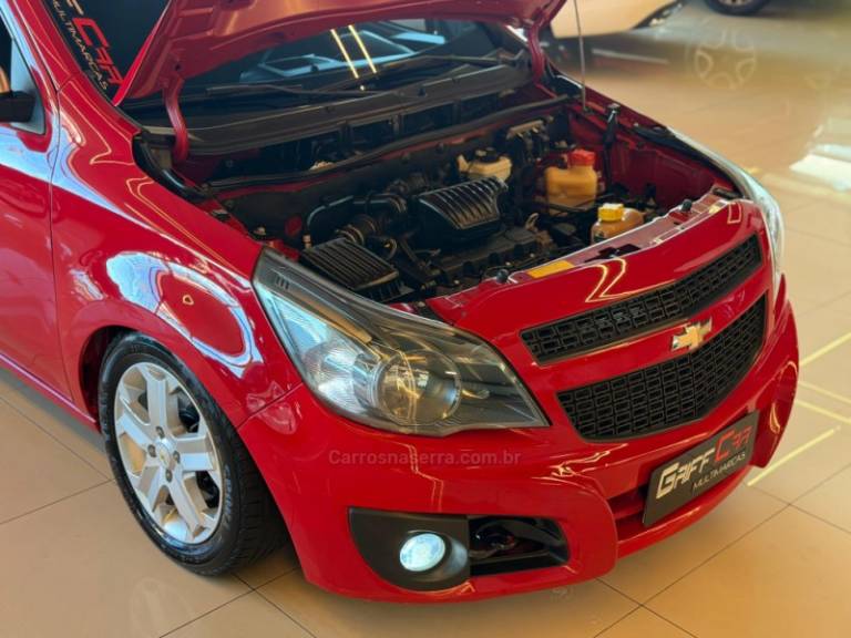 CHEVROLET - MONTANA - 2014/2014 - Vermelha - R$ 47.900,00