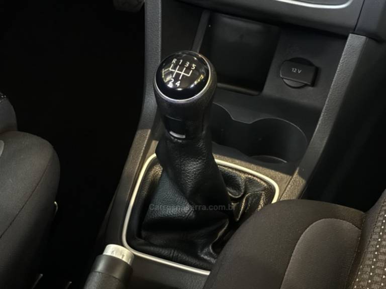 VOLKSWAGEN - FOX - 2019/2019 - Branca - R$ 61.900,00