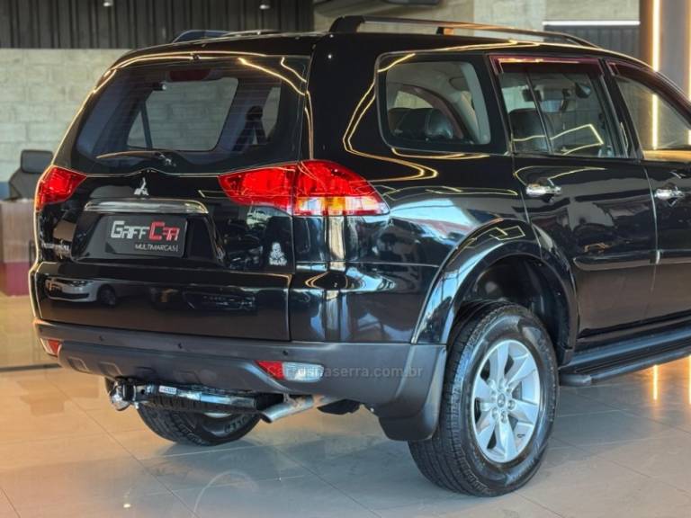 MITSUBISHI - PAJERO DAKAR - 2011/2012 - Preta - R$ 109.900,00
