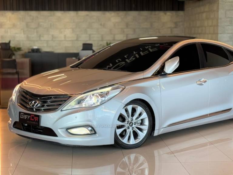 HYUNDAI - AZERA - 2012/2013 - Prata - R$ 81.900,00