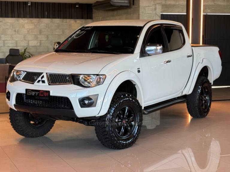 MITSUBISHI - L200 TRITON - 2012/2012 - Branca - R$ 114.900,00