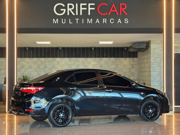 TOYOTA - COROLLA - 2015/2015 - Preta - R$ 87.900,00