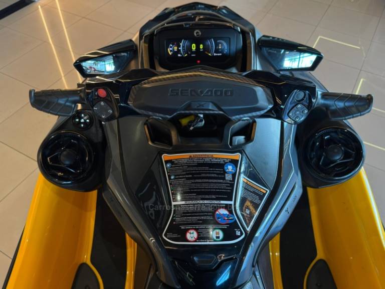 SEADOO - JET SKI - 2021/2022 - Amarela - R$ 139.900,00