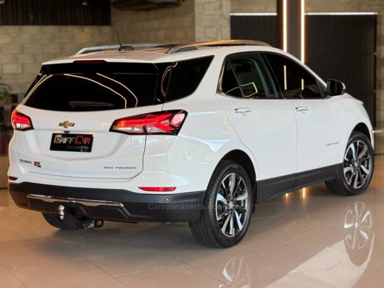 CHEVROLET - EQUINOX - 2022/2023 - Branca - R$ 179.900,00