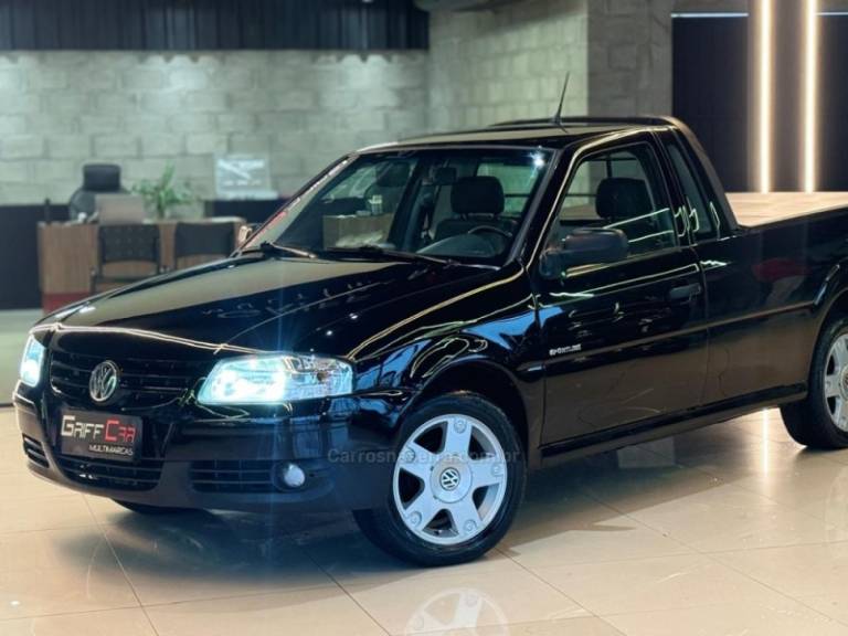 VOLKSWAGEN - SAVEIRO - 2006/2006 - Preta - R$ 39.900,00