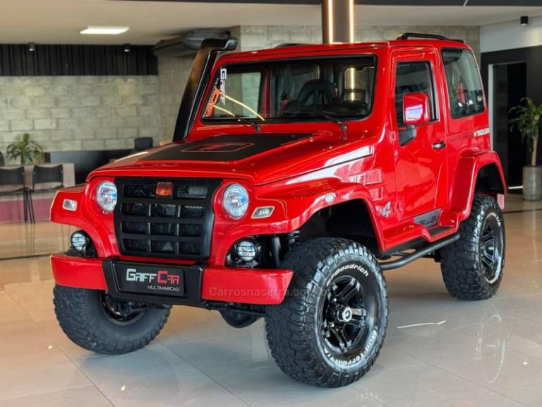 TROLLER - T4 - 2009/2010 - Vermelha - R$ 99.900,00