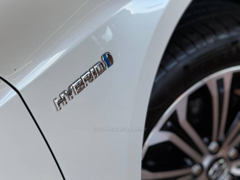 TOYOTA - COROLLA - 2020/2021 - Branca - R$ 139.900,00