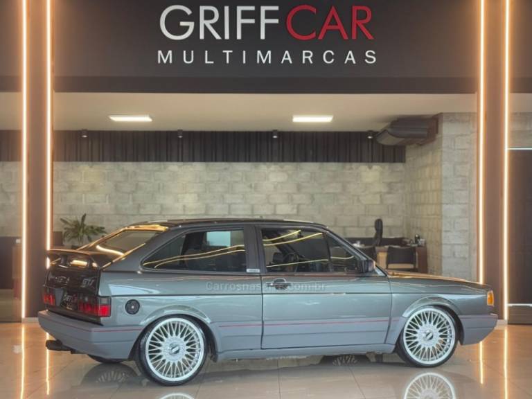 VOLKSWAGEN - GOL - 1993/1993 - Cinza - R$ 79.900,00