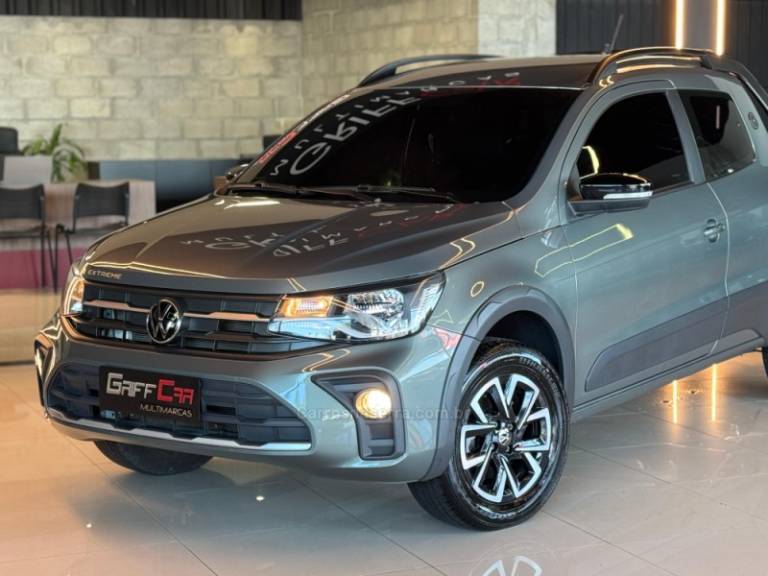 VOLKSWAGEN - SAVEIRO - 2024/2025 - Cinza - R$ 123.900,00