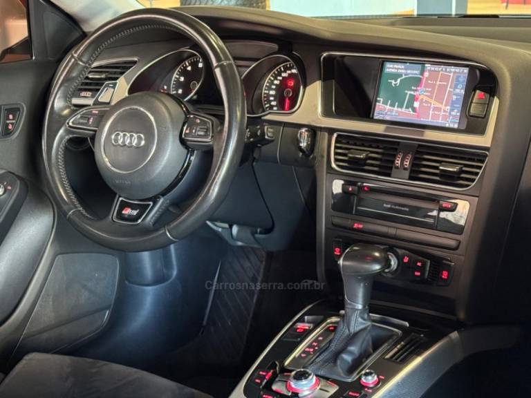 AUDI - A5 - 2013/2013 - Branca - R$ 94.900,00