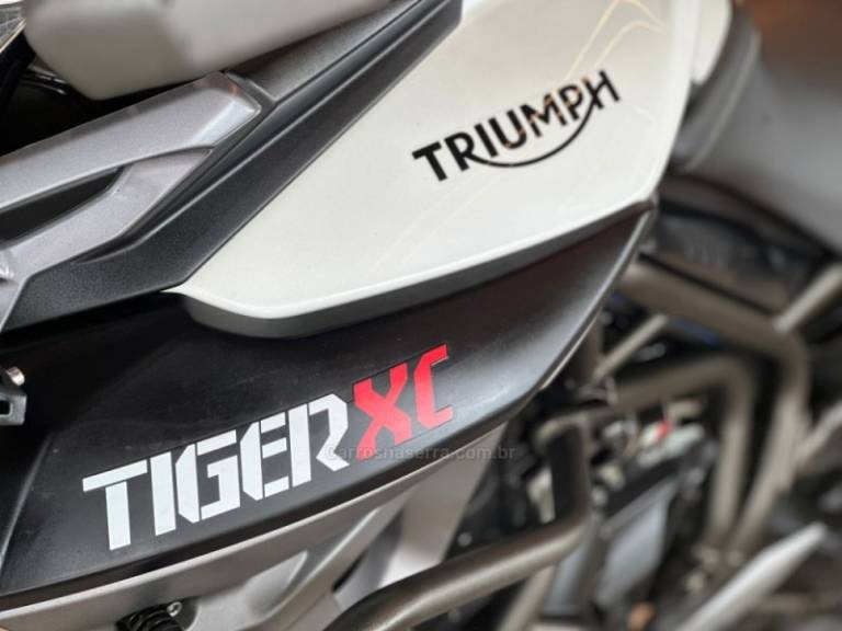 TRIUMPH - TIGER 800XC - 2015/2016 - Branca - R$ 49.900,00