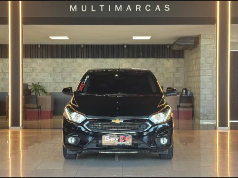 CHEVROLET - PRISMA - 2018/2019 - Preta - R$ 66.900,00
