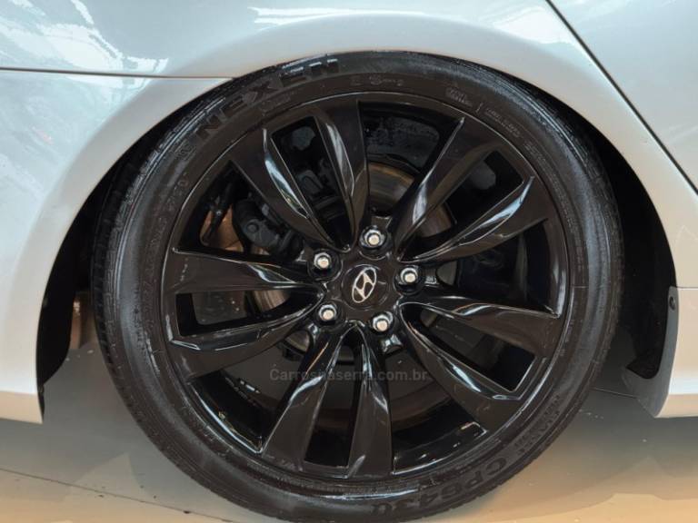 HYUNDAI - SONATA - 2011/2012 - Prata - R$ 71.900,00
