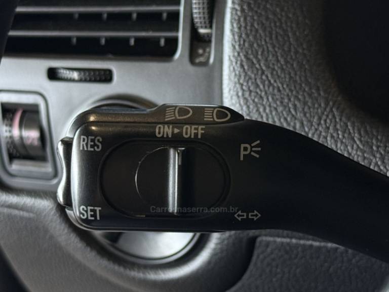 VOLKSWAGEN - GOLF - 2013/2013 - Preta - R$ 64.900,00