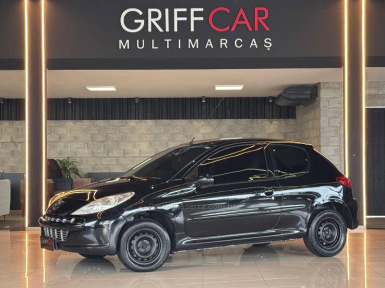 PEUGEOT - 207 - 2011/2012 - Preta - R$ 16.900,00