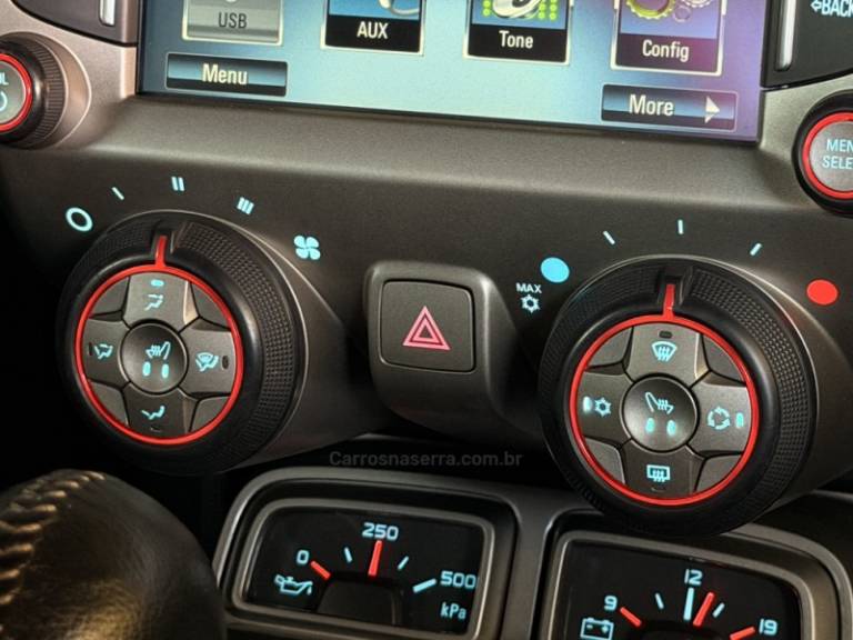 CHEVROLET - CAMARO - 2013/2013 - Branca - R$ 218.900,00