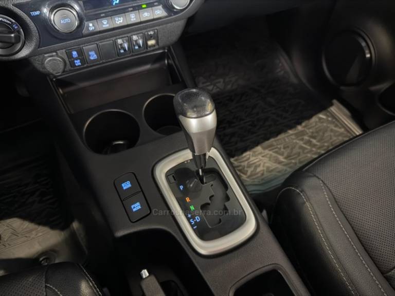 TOYOTA - HILUX - 2020/2021 - Preta - R$ 249.900,00