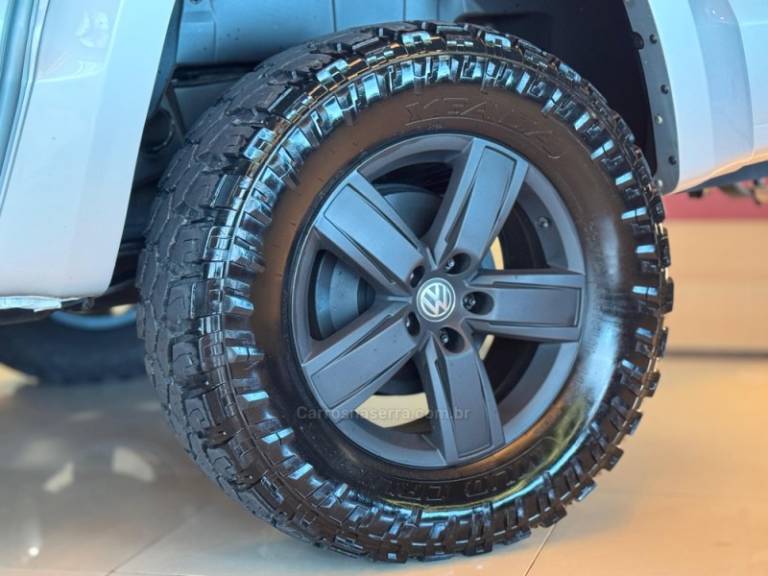 VOLKSWAGEN - AMAROK - 2013/2013 - Prata - R$ 89.900,00