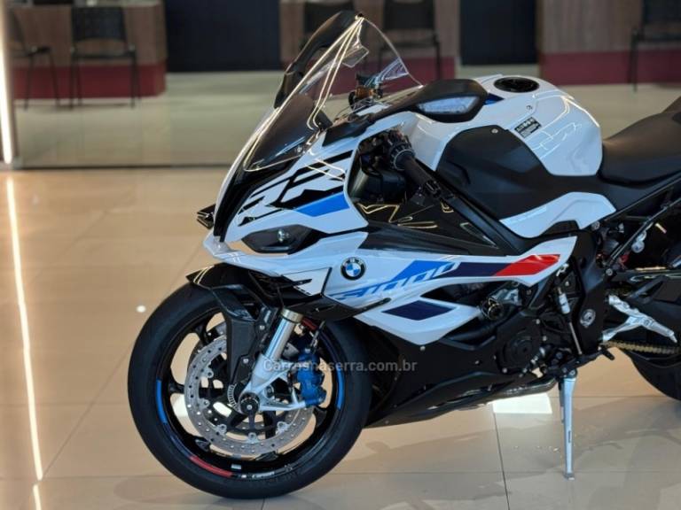 BMW - S 1000 - 2024/2024 - Branca - R$ 145.900,00