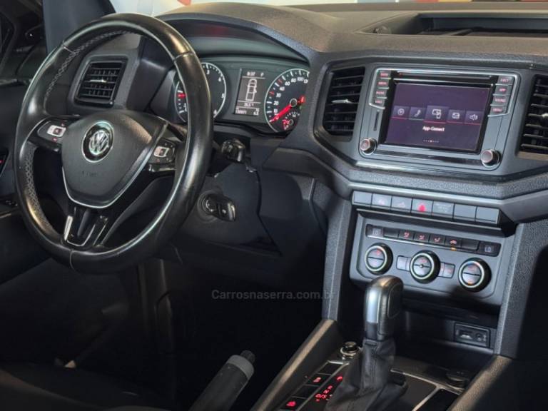 VOLKSWAGEN - AMAROK - 2018/2019 - Branca - R$ 129.900,00