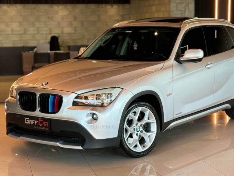 BMW - X1 - 2011/2012 - Prata - R$ 79.900,00