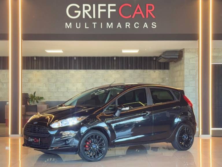 FORD - FIESTA - 2013/2014 - Preta - R$ 46.900,00