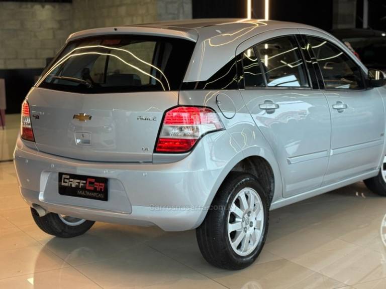 CHEVROLET - AGILE - 2009/2010 - Prata - R$ 37.900,00