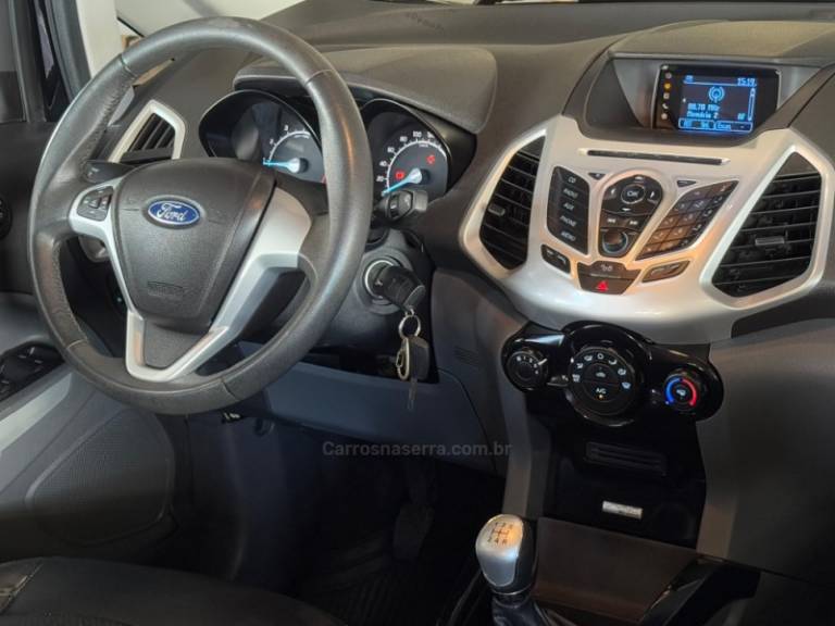 FORD - ECOSPORT - 2013/2014 - Preta - R$ 57.900,00