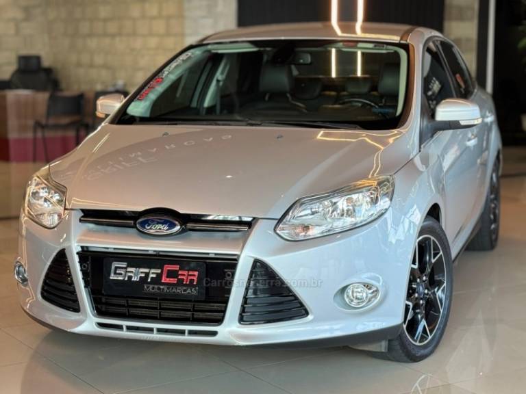 FORD - FOCUS - 2014/2014 - Prata - R$ 56.900,00