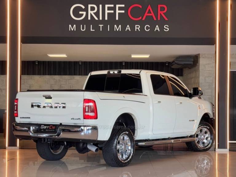 RAM - 3500 LARAMIE - 2022/2022 - Branca - R$ 399.900,00