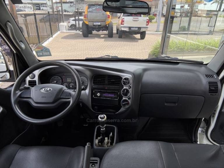 KIA MOTORS - BONGO - 2014/2015 - Branca - Sob Consulta