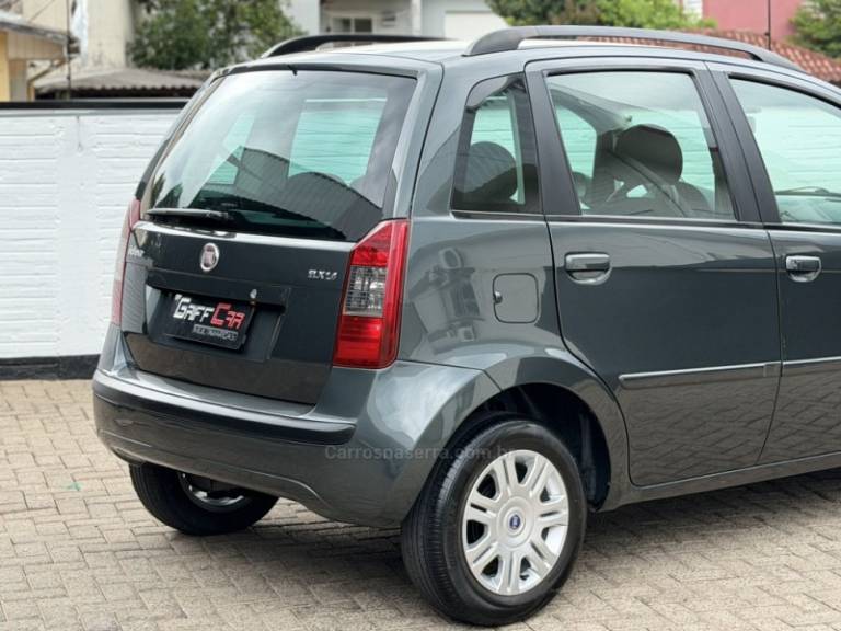 FIAT - IDEA - 2008/2008 - Cinza - R$ 25.900,00