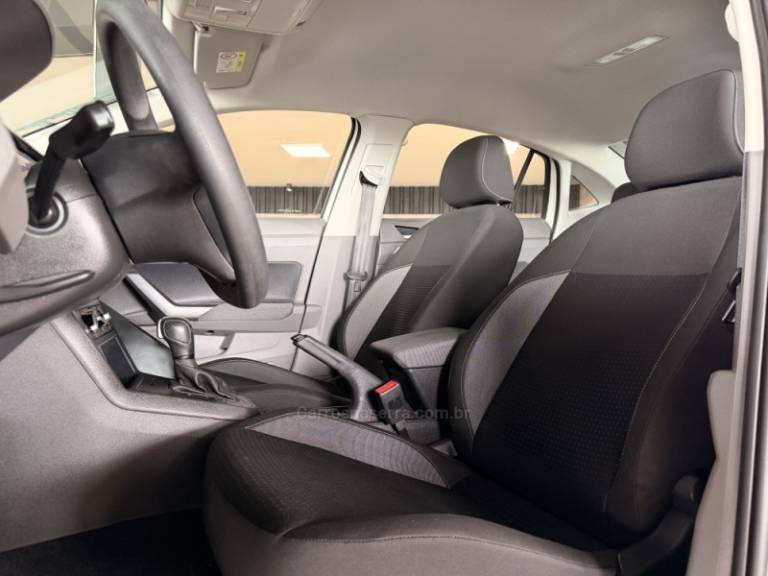 VOLKSWAGEN - VIRTUS - 2021/2022 - Branca - R$ 91.900,00