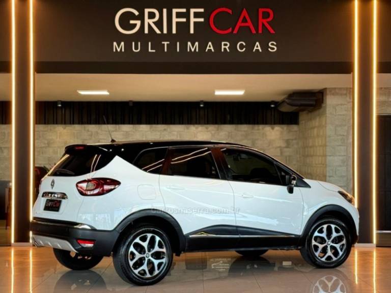 RENAULT - CAPTUR - 2018/2018 - Branca - R$ 77.900,00