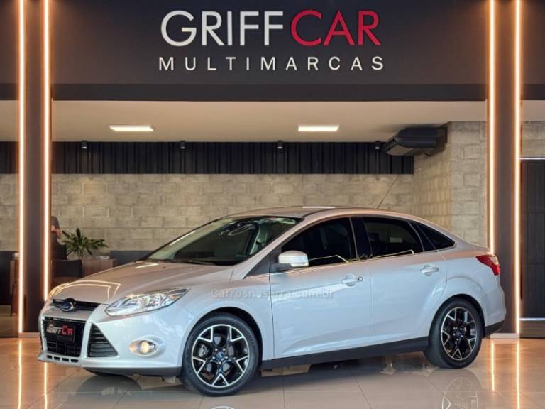 FORD - FOCUS - 2014/2014 - Prata - R$ 56.900,00