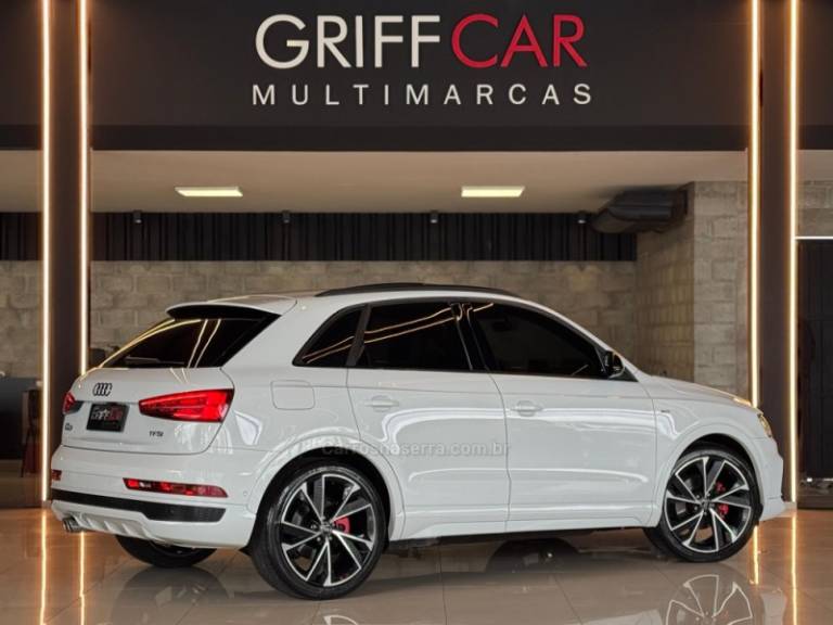 AUDI - Q3 - 2018/2019 - Branca - Sob Consulta