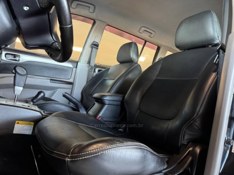 MITSUBISHI - PAJERO DAKAR - 2011/2012 - Preta - R$ 109.900,00
