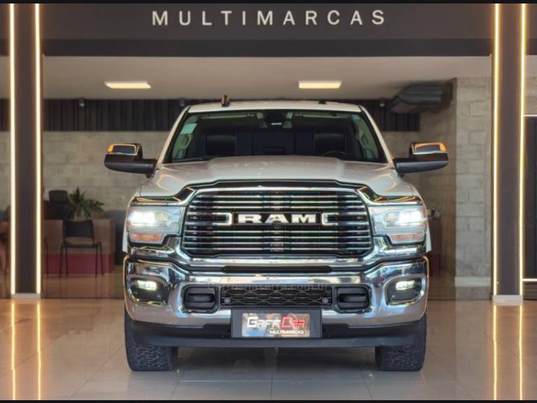 RAM - 3500 LARAMIE - 2022/2022 - Branca - R$ 399.900,00