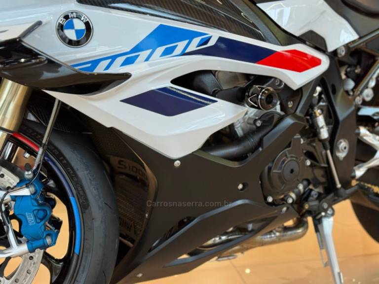 BMW - S 1000 - 2024/2024 - Branca - R$ 145.900,00